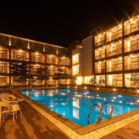 รีเจนท์ โฮเต็ล Hotel มะริด ภายนอก รูปภาพ