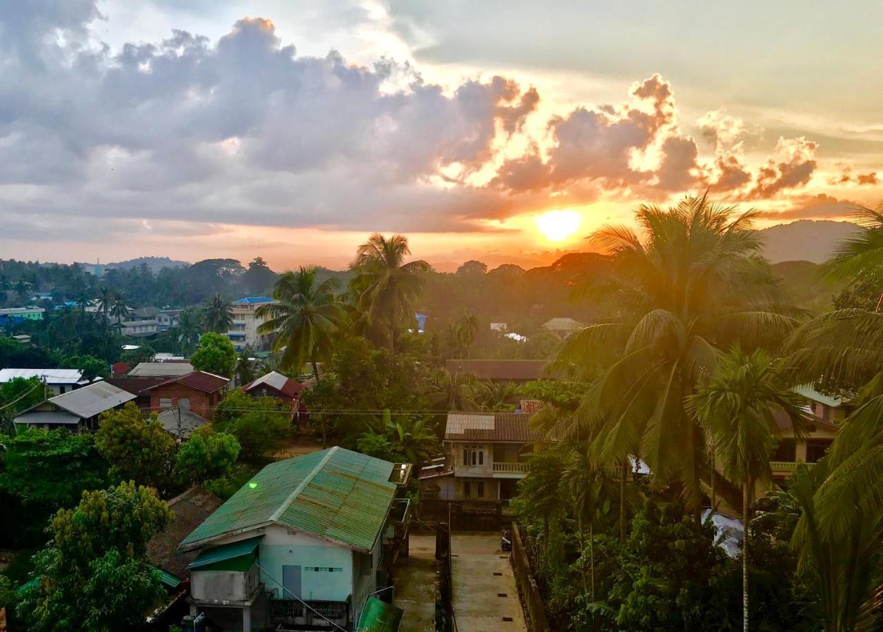 รีเจนท์ โฮเต็ล Hotel มะริด ภายนอก รูปภาพ