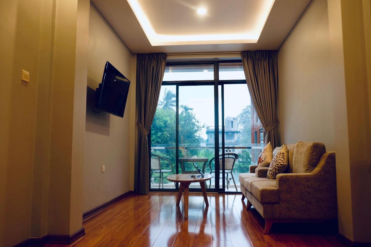 รีเจนท์ โฮเต็ล Hotel มะริด ภายนอก รูปภาพ