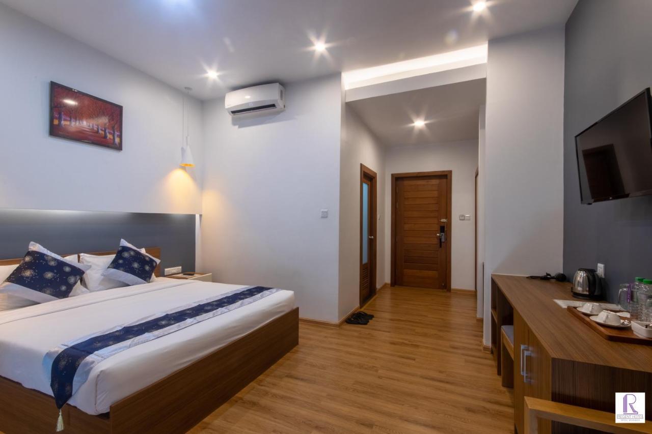รีเจนท์ โฮเต็ล Hotel มะริด ภายนอก รูปภาพ