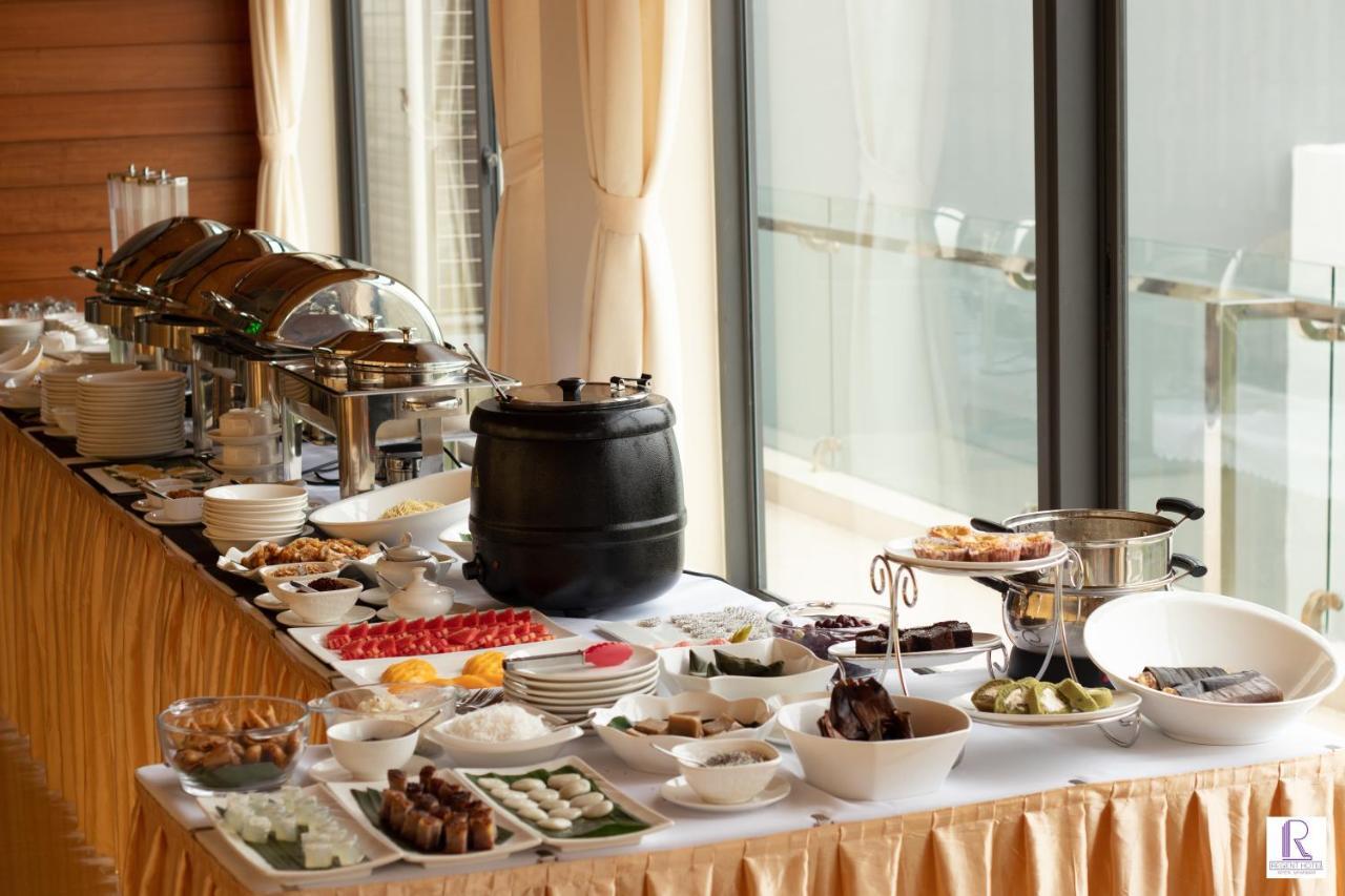 รีเจนท์ โฮเต็ล Hotel มะริด ภายนอก รูปภาพ