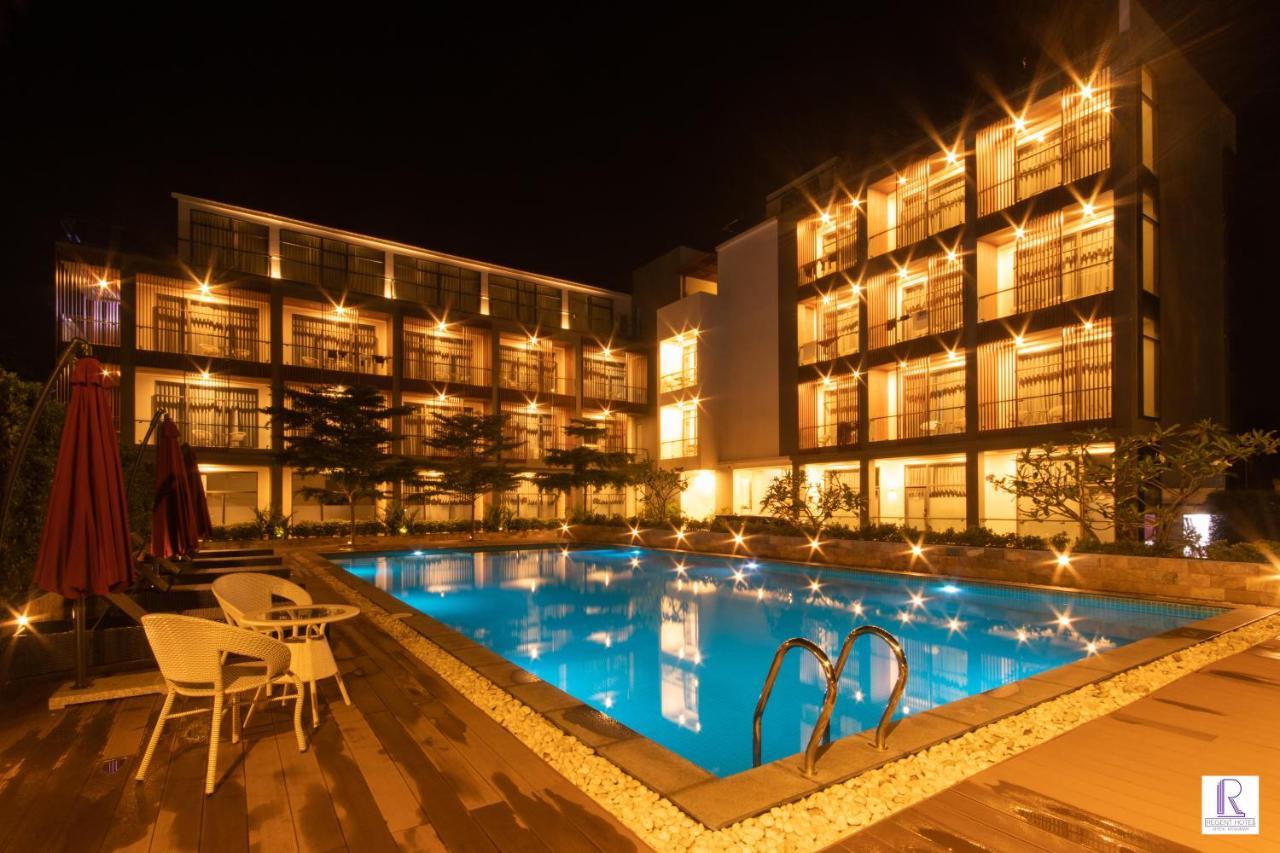 รีเจนท์ โฮเต็ล Hotel มะริด ภายนอก รูปภาพ